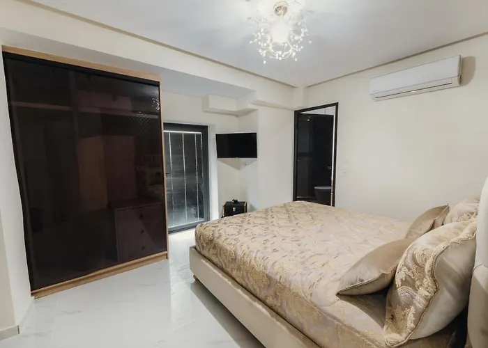 Odysseus Luxury House بيت للعطل